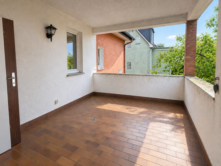 Terrasse mit Ausblick – weitere Ansicht