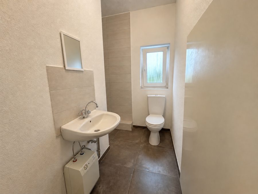 Badezimmer – weitere Ansicht