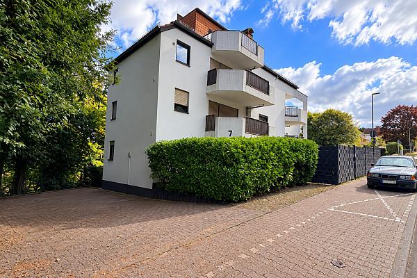 Außenansicht Mehrfamilienhaus
