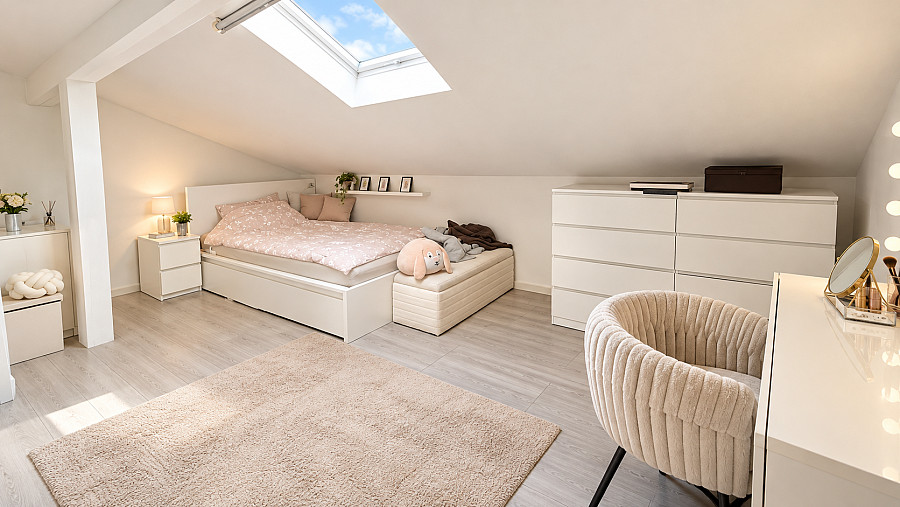 Dachgeschosszimmer mit Skylight – weitere Ansicht