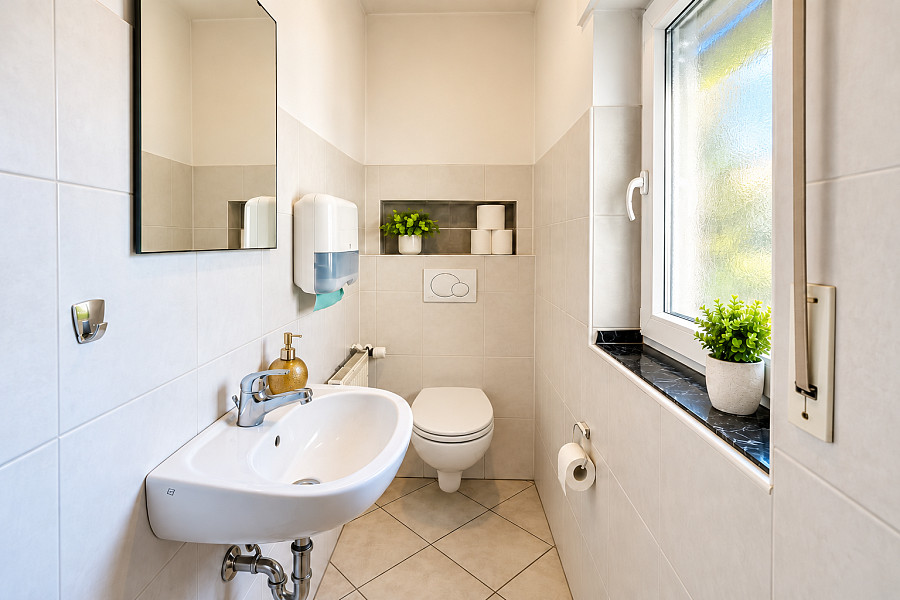 Badezimmer – weitere Ansicht