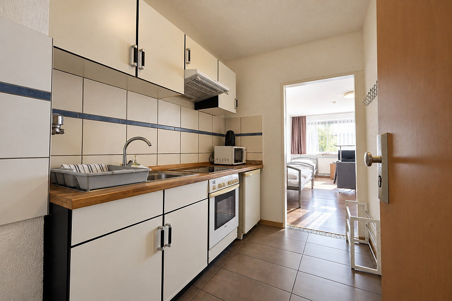 Apartment-Küche – weitere Ansicht